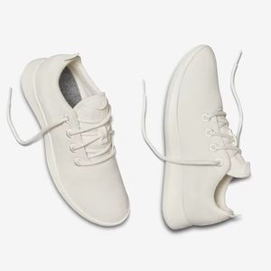 White Allbirds Runners | BRAND NEW Insoles